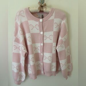Sincerely Jules Baby Pink and White Knit Bow Cardigan 
Size: Small
NWT